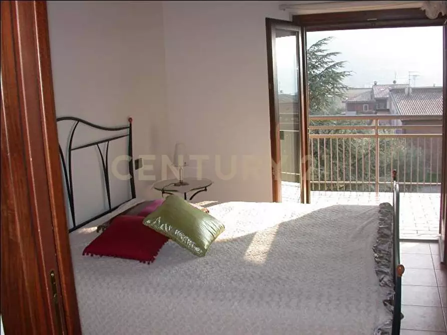 Immagine 11 di Quadrilocale in vendita  in Via Vittorio Monese 3 a Garda