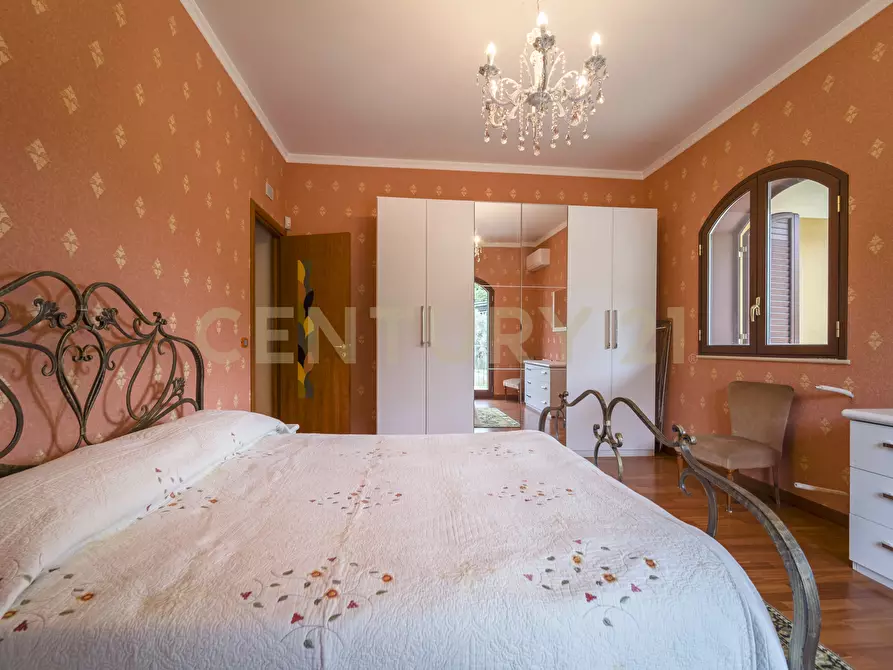Immagine 32 di Villa in vendita  in Piazza Antonio Stracuzzi 4 a Santa Teresa Di Riva