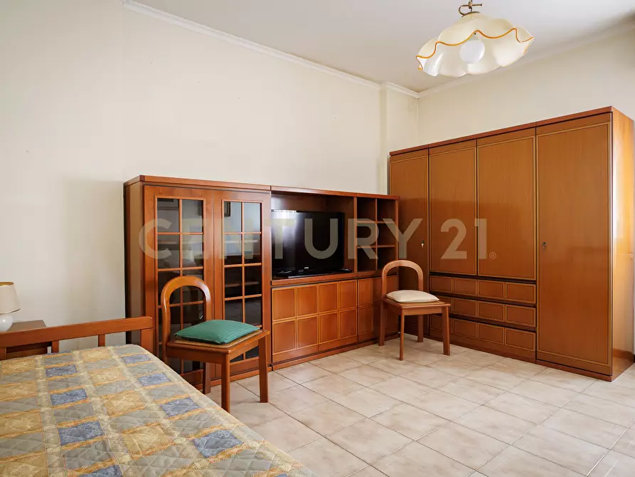 Immagine 10 di Trilocale in vendita  in Via Tazio Nuvolari 210 a Roma