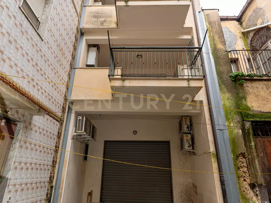 Immagine 36 di Pentalocale in vendita  in Via Archimede sn a Carlentini