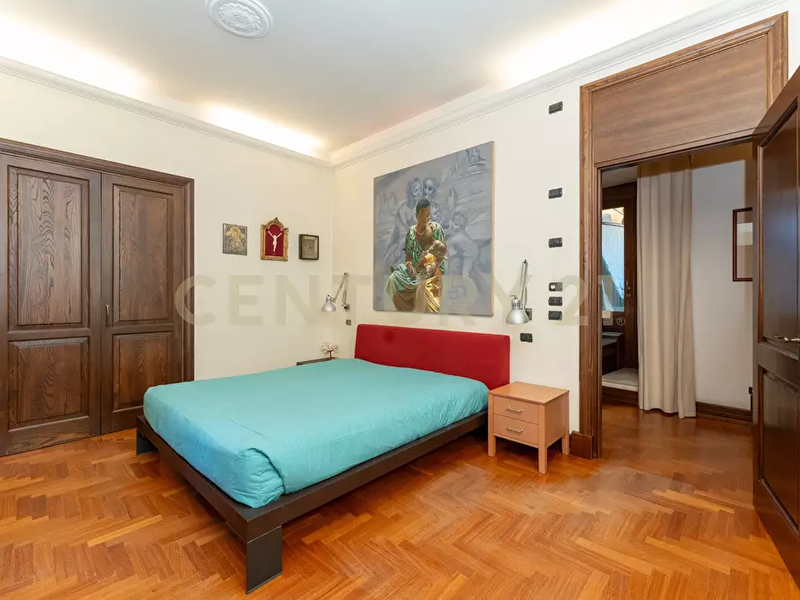 Immagine 27 di Appartamento in vendita  in Via del Vecchio Bastione a Catania