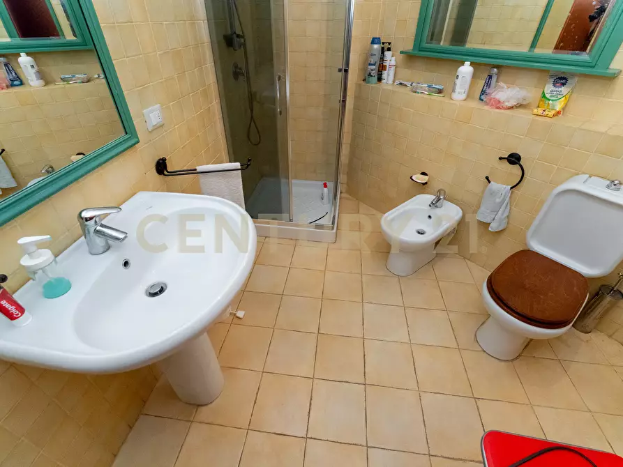 Immagine 49 di Villa in vendita  in Via Timparosa 39 a Aci Castello