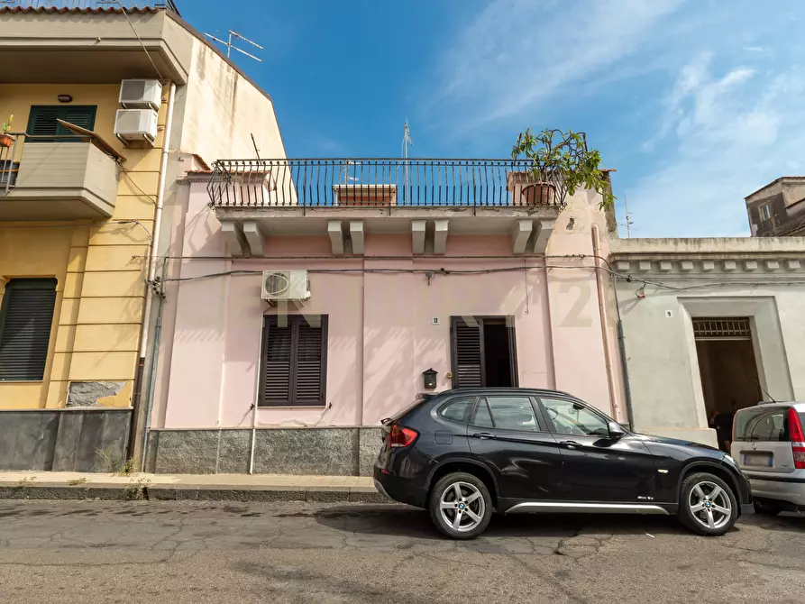 Immagine 1 di Casa indipendente in vendita  in Via Vittorio Amedeo 13 a Mascali