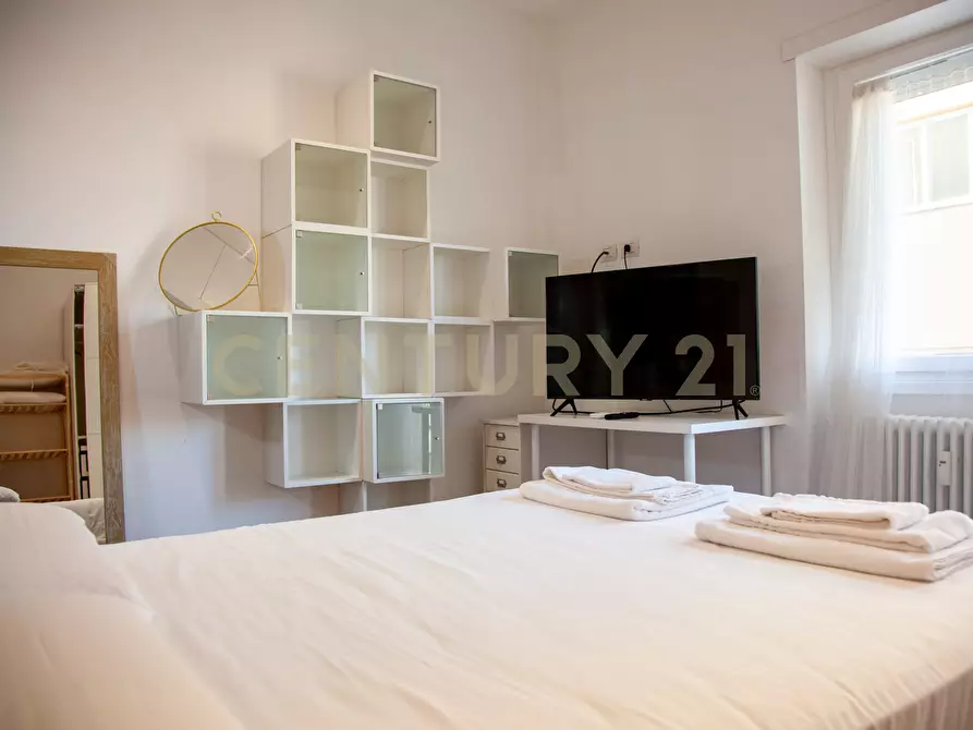 Immagine 13 di Bilocale in affitto  in Via Montecristo 10 a Roma