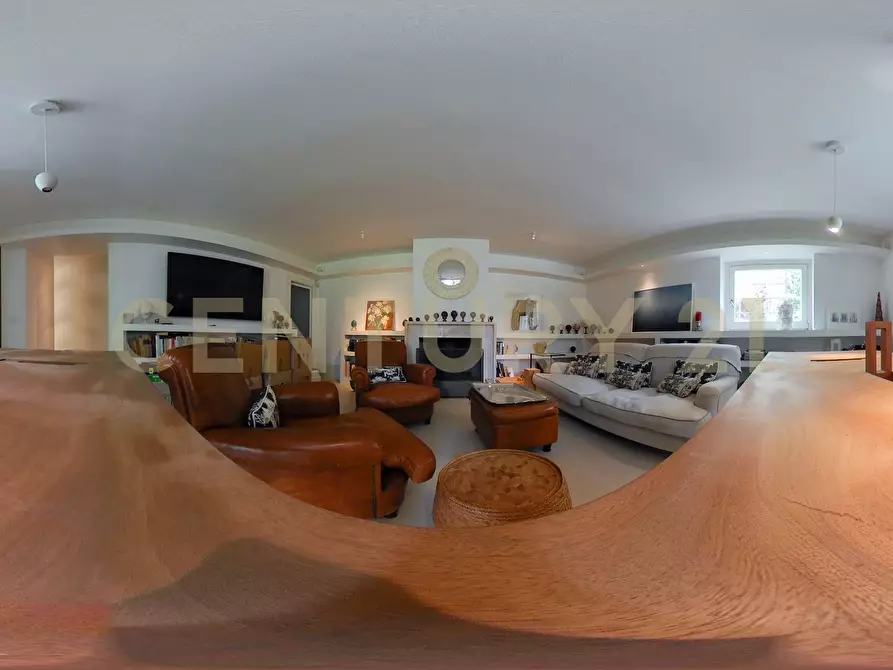 Immagine 33 di Villa in vendita  in Via Cassia 1951 a Roma