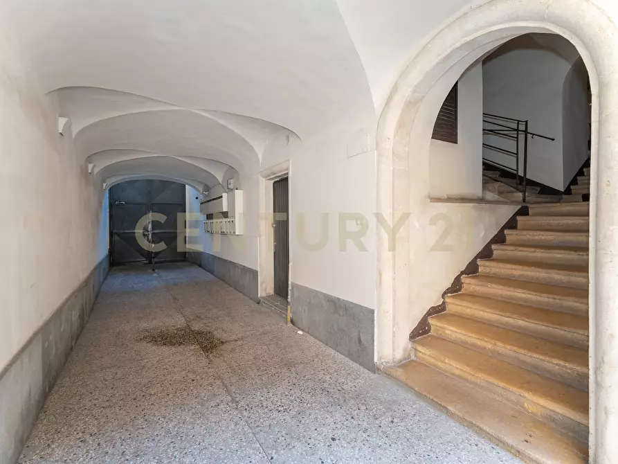 Immagine 4 di Pentalocale in vendita  in Via Antonino di Sangiuliano 185 a Catania