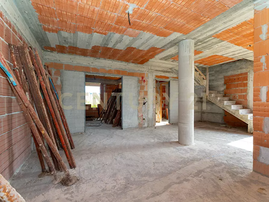 Immagine 10 di Villa in vendita  in Via Vitaliano Brancati SNC a Augusta