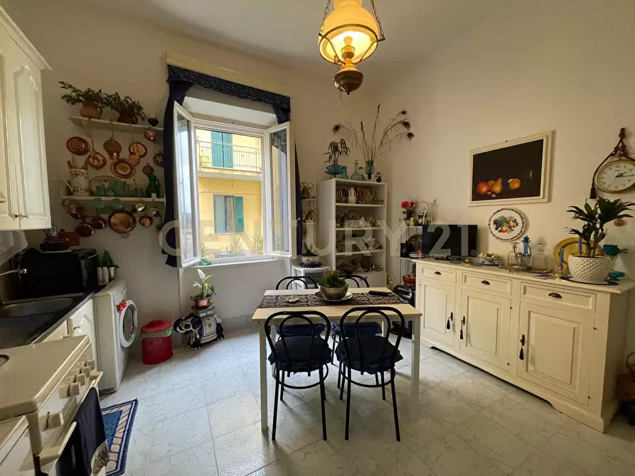 Immagine 5 di Bilocale in vendita  in Via Primo Marcelli 5 a Orbetello