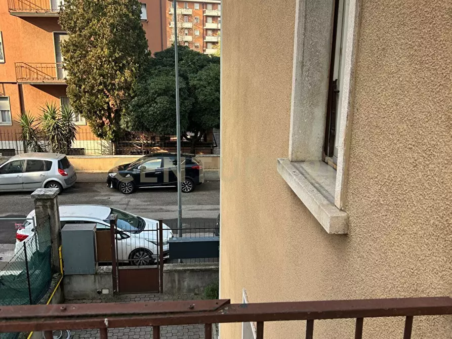 Immagine 38 di Trilocale in vendita  in Via Pier Fortunato Calvi 49 a Verona