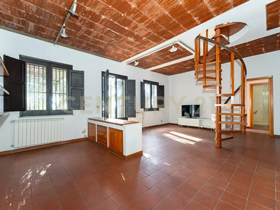 Immagine 12 di Villa in vendita  in Via Gallinaro 22 a Aci Castello