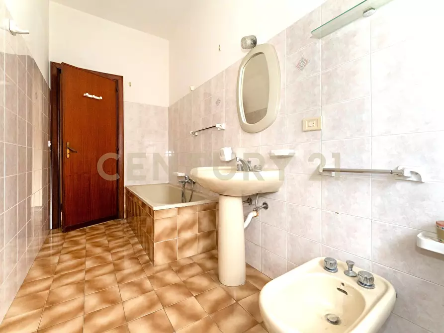 Immagine 23 di Appartamento in vendita  in Via Monsignor Salvatore Bella 2 a Aci Catena