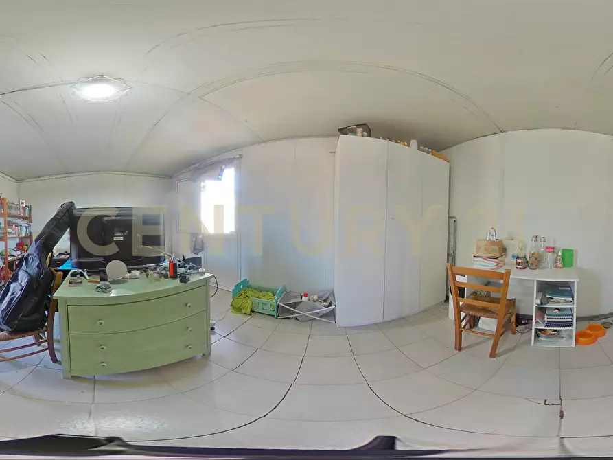 Immagine 54 di Quadrilocale in vendita  in Via Federico Confalonieri 9 a Catania