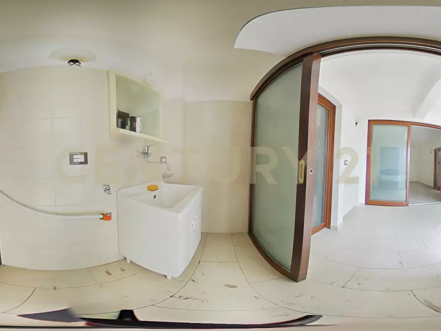 Immagine 51 di Quadrilocale in vendita  in Via Enrico Ferri 15 a Catania