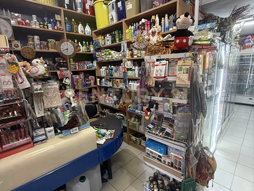 Immagine 18 di Attività commerciale in vendita  in Via Orto Limoni 18 a Catania