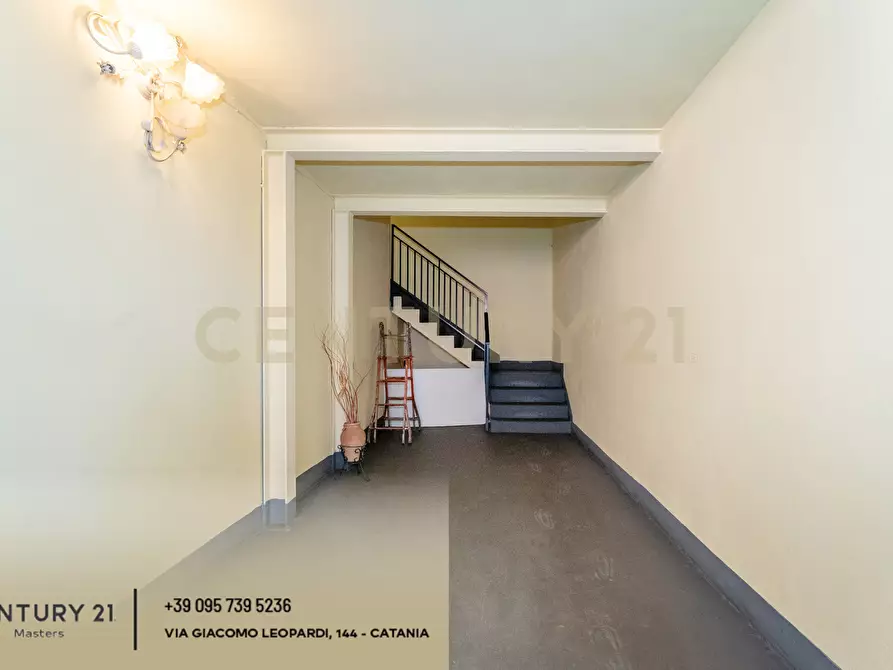 Immagine 5 di Pentalocale in vendita  in Via Isole Eolie 126 a Paterno'