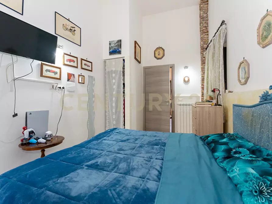 Immagine 16 di Bilocale in vendita  in via adelia 98 a Catania