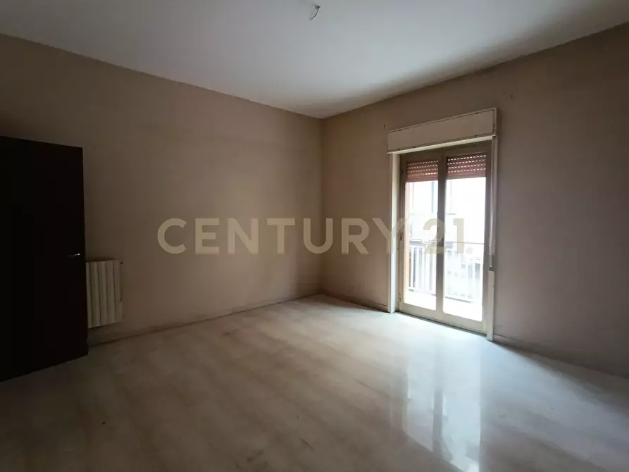 Immagine 8 di Pentalocale in vendita  in Via Nicola Coviello 158 a Biancavilla