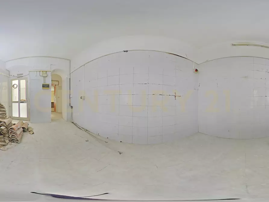 Immagine 25 di Attività commerciale in vendita  in Via Principe Umberto 265 a Augusta