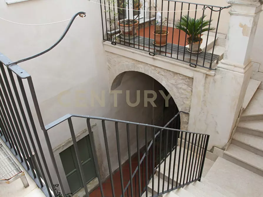 Immagine 13 di Casa indipendente in vendita  in Strada Pellico 26 a Modica