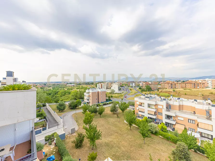 Immagine 45 di Bilocale in vendita  in Via Raffaello Liberti 163 a Roma