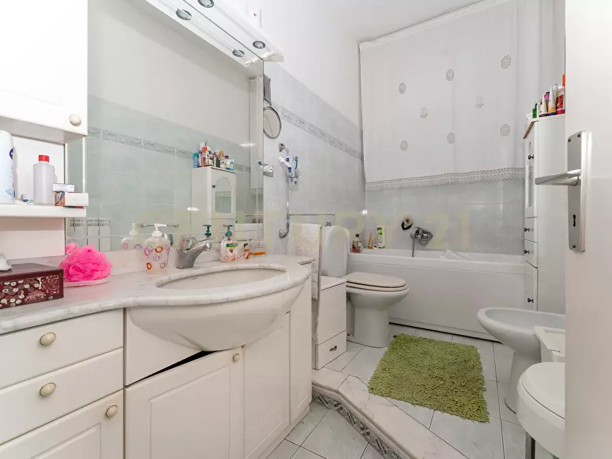 Immagine 23 di Quadrilocale in vendita  in Via San Martino 23 a Acireale