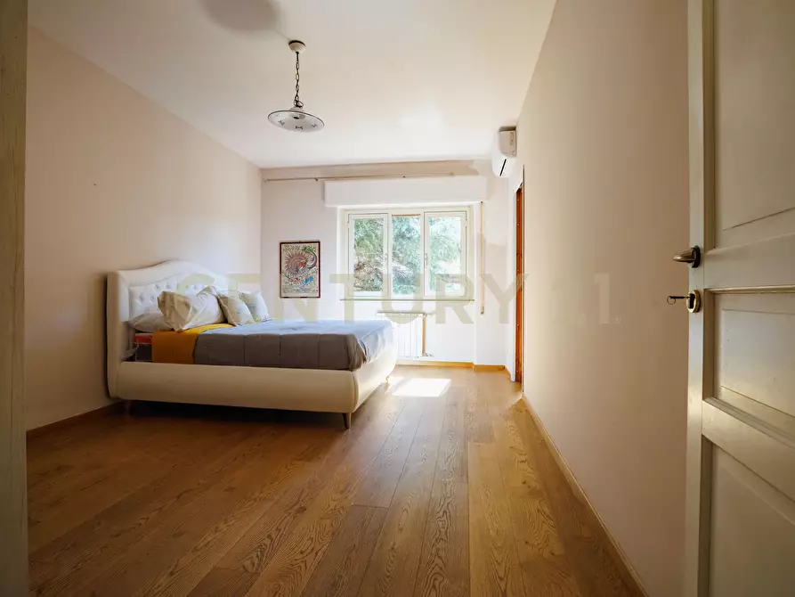 Immagine 11 di Quadrilocale in vendita  in Via di Valle Aurelia 130 a Roma