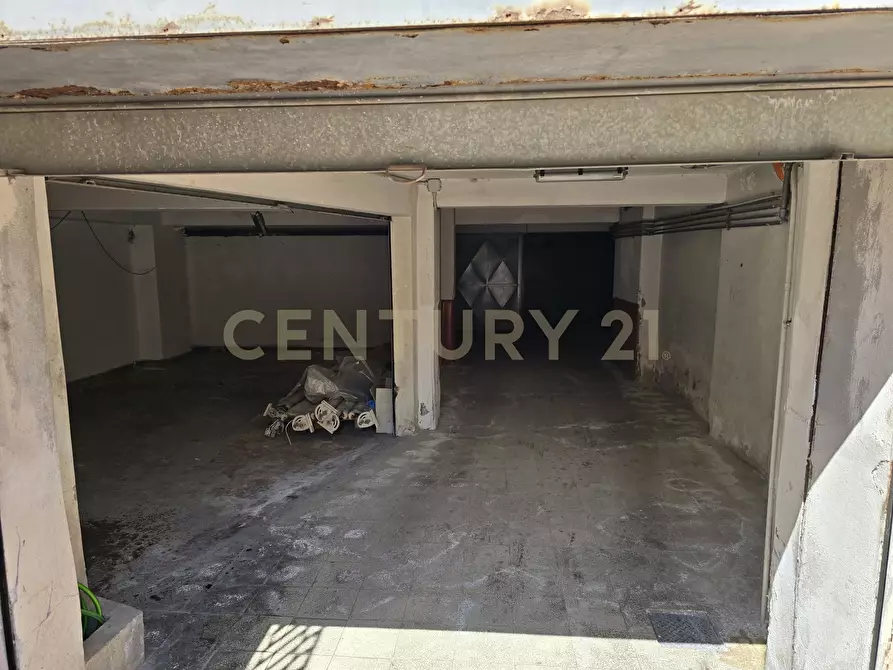 Immagine 2 di Garage in vendita  in Via Don Luigi Sturzo a Sant'agata Li Battiati