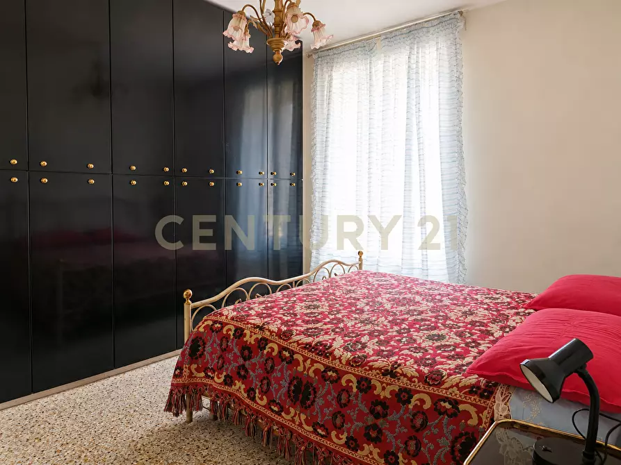 Immagine 13 di Loft/Open space in vendita  in Via XVIII Giugno a Abbadia San Salvatore