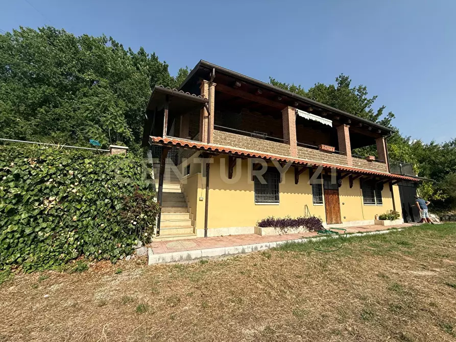 Immagine 1 di Casa indipendente in vendita  in Via Mancini a Melizzano