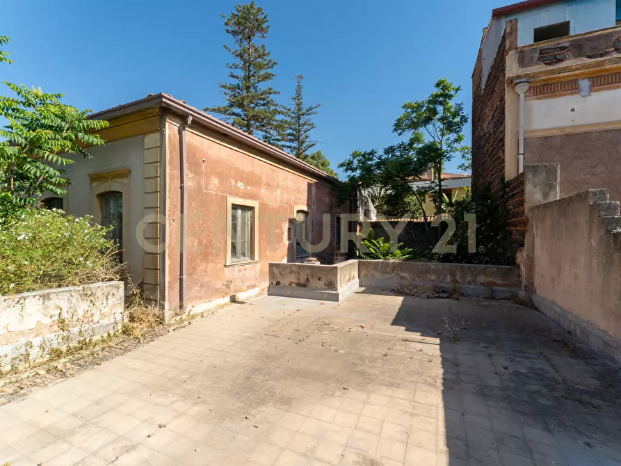 Immagine 59 di Villa in vendita  in Via Galermo 152 a Catania