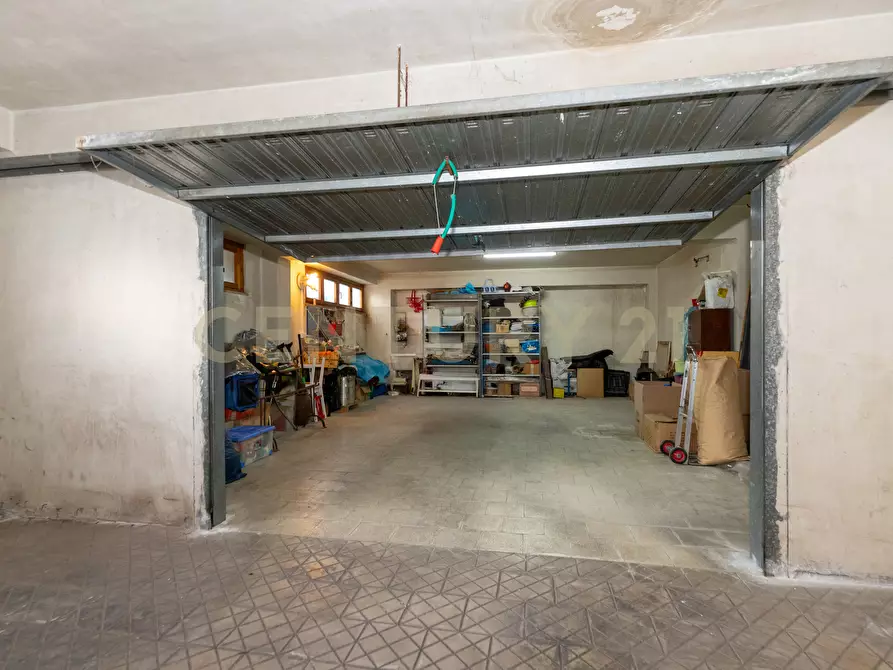 Immagine 59 di Appartamento in vendita  in Via Giovanni Guglielmino 74 a Tremestieri Etneo