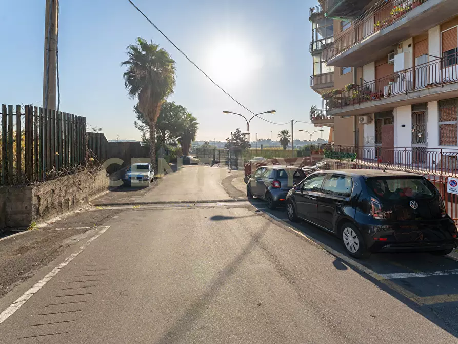 Immagine 2 di Pentalocale in vendita  in Viale Nitta 16b a Catania