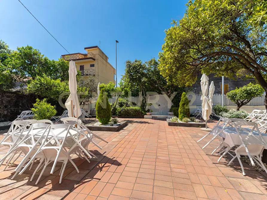Immagine 19 di Bar / Ristorante in vendita  in Via Piave 3 a San Giovanni La Punta