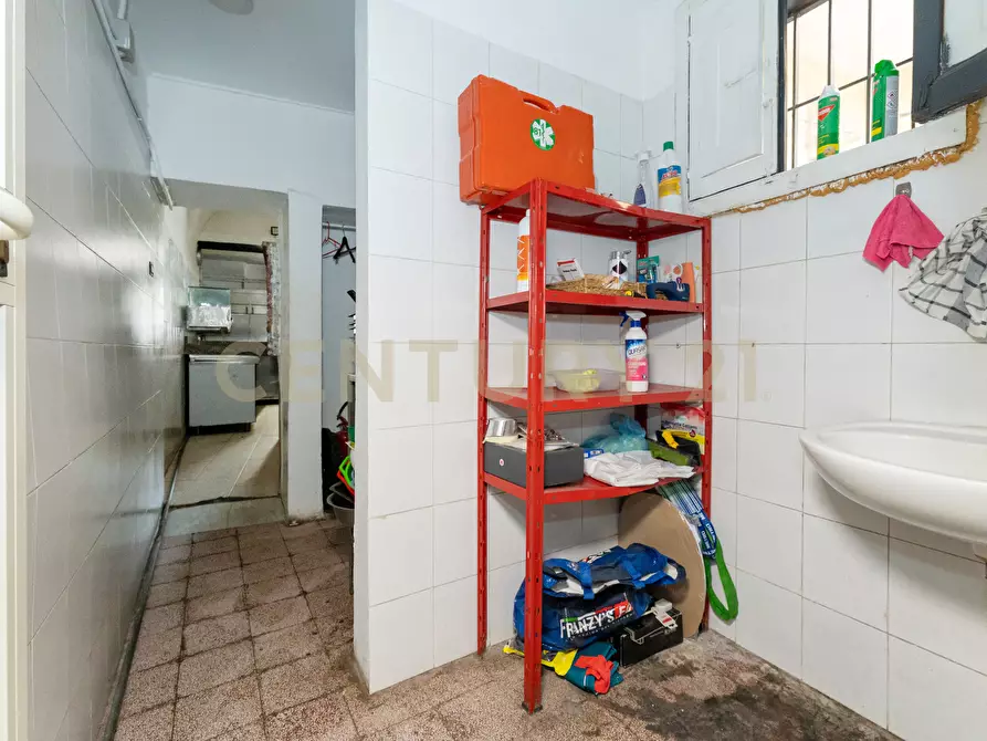 Immagine 21 di Pizzeria / Pub in vendita  in Via Duca Degli Abruzzi 1666 a Catania