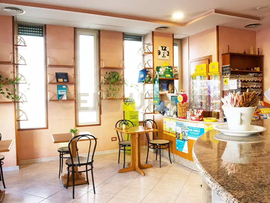 Immagine 5 di Bar / Ristorante in vendita  in Via della Batteria Nomentana 40 a Roma
