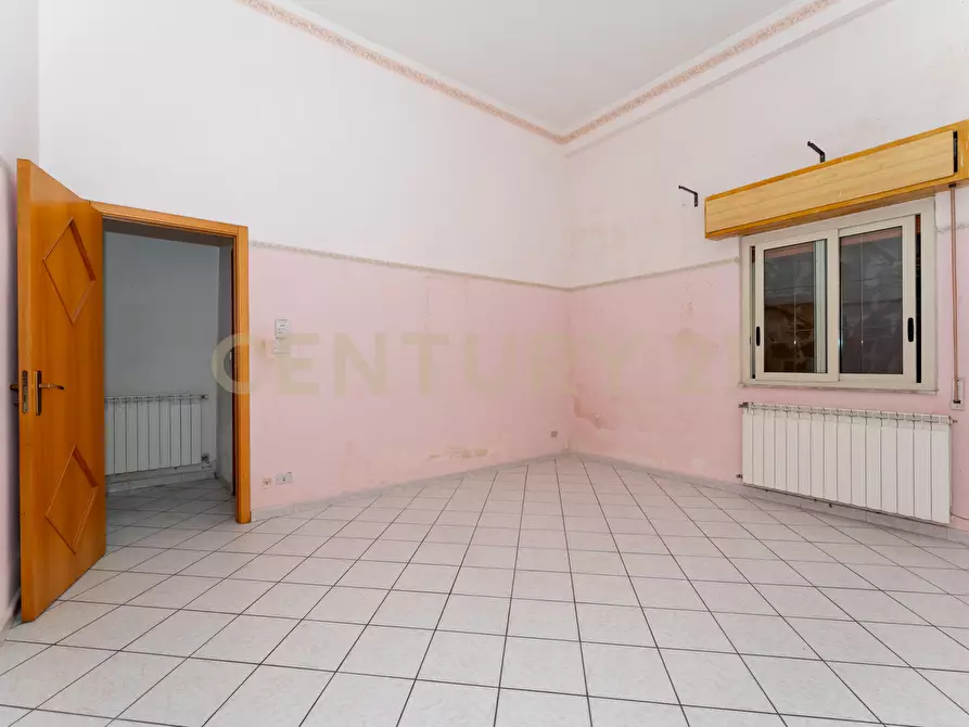 Immagine 16 di Quadrilocale in vendita  in Via P. Gobetti 8 a Adrano