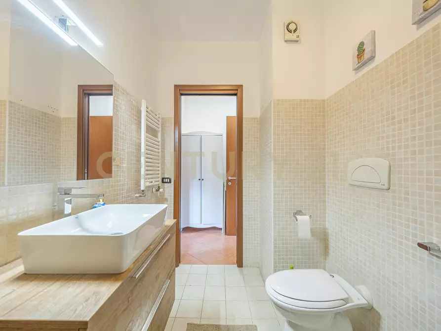 Immagine 12 di Bilocale in vendita  in Via Piero Corti 83 a Roma