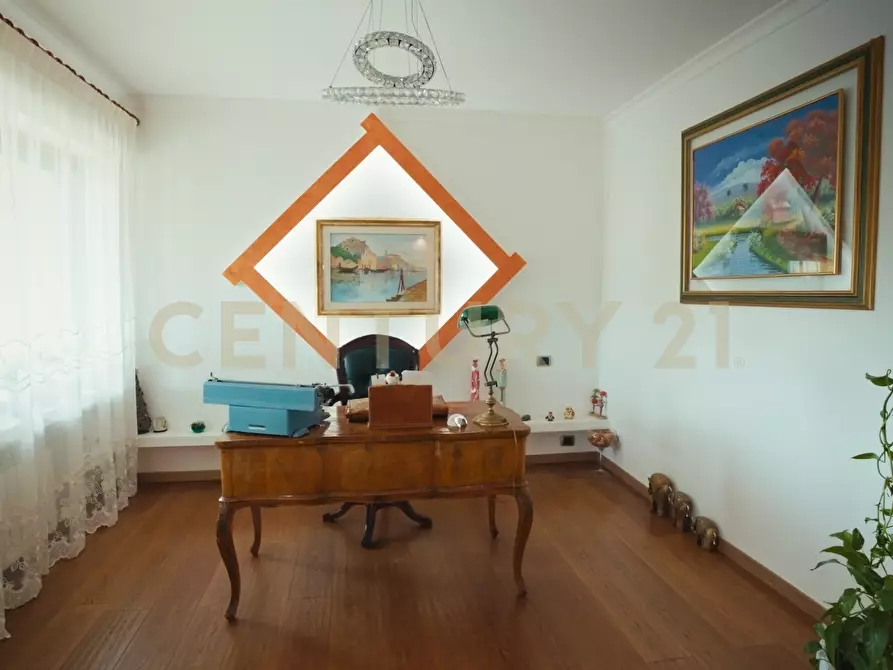 Immagine 6 di Villa in vendita  in Via delle Ginestre 13 a Sacrofano