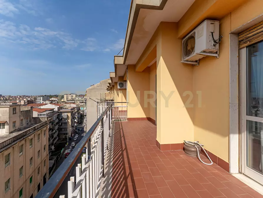 Immagine 26 di Attico in vendita  in Viale Mario Rapisardi 353 a Catania