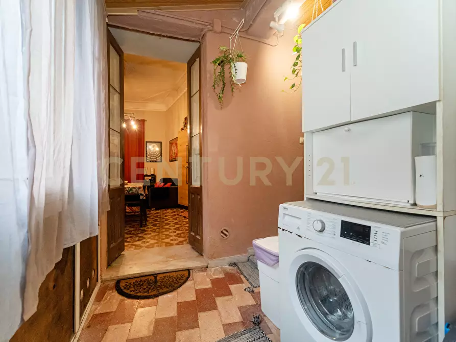 Immagine 14 di Casa indipendente in vendita  in Piazza Guglielmo Marconi 1 a Camporotondo Etneo