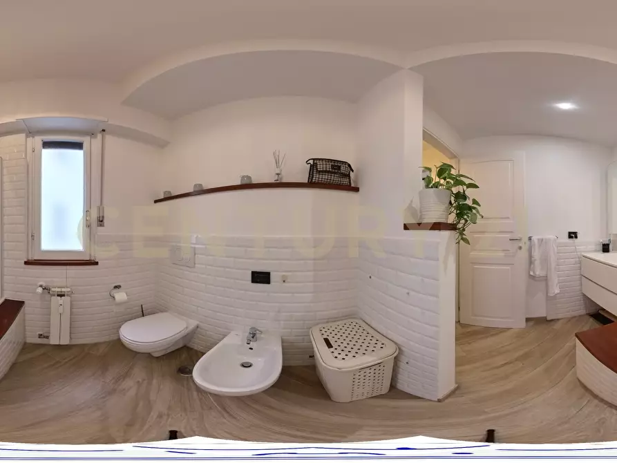 Immagine 30 di Bilocale in affitto  in Via Tomba di Nerone 14 a Roma