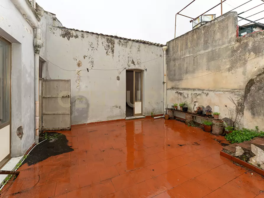 Immagine 30 di Villa in vendita  in Via Tripoli 229 a Catania