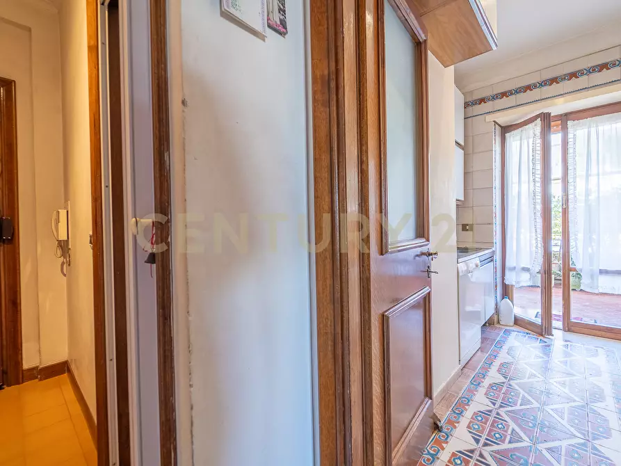 Immagine 35 di Attico in vendita  in Viale Cortina d'Ampezzo 199 a Roma