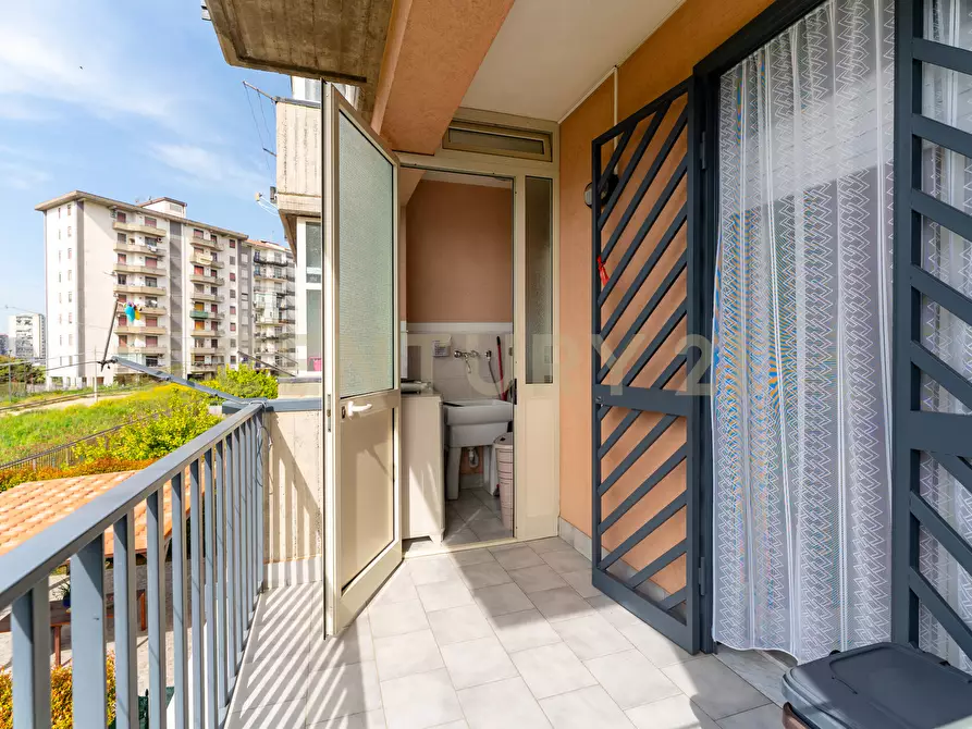 Immagine 23 di Pentalocale in vendita  in Viale Nitta 12A a Catania