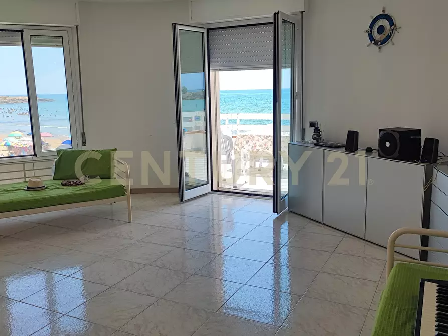 Immagine 42 di Villa in vendita  in VIA DEI CANALOTTI 91 a Ragusa