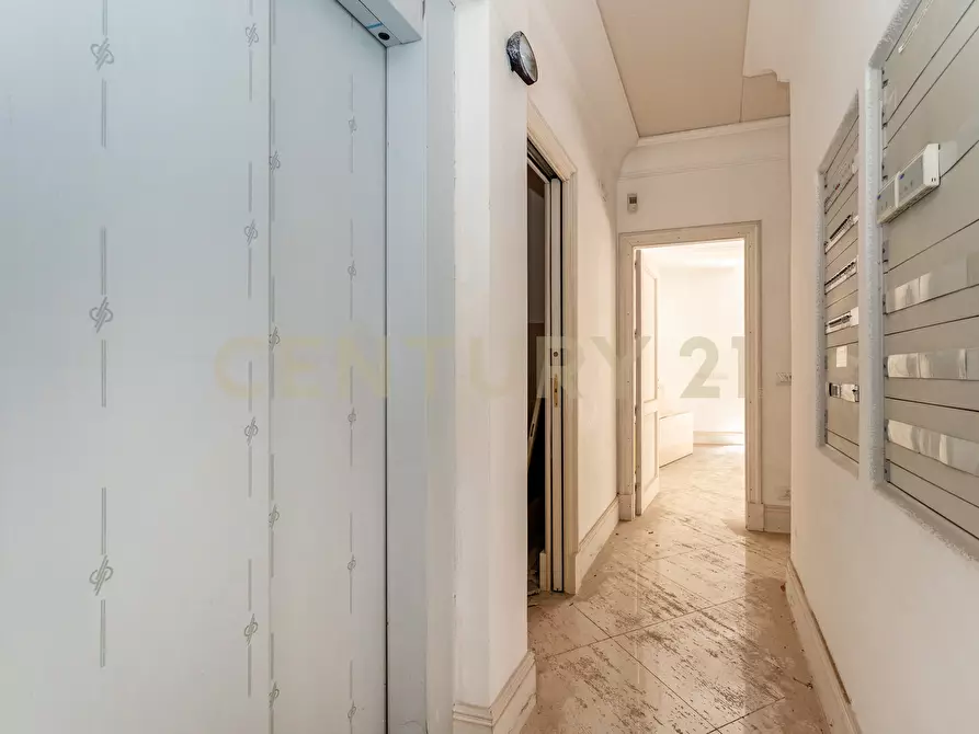 Immagine 30 di Villa in vendita  in Via Salvatore Paola 177 a Catania