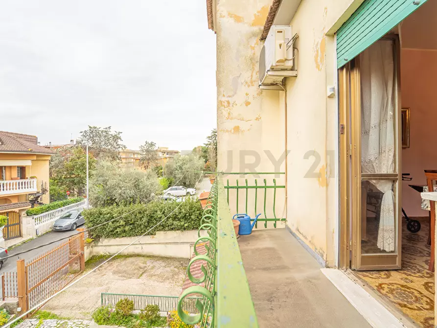 Immagine 43 di Pentalocale in vendita  in Via Due Giugno 66 a Fonte Nuova