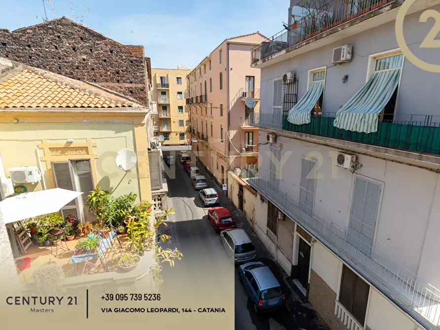 Immagine 37 di Quadrilocale in vendita  in Via F. Bianco 2 a Catania