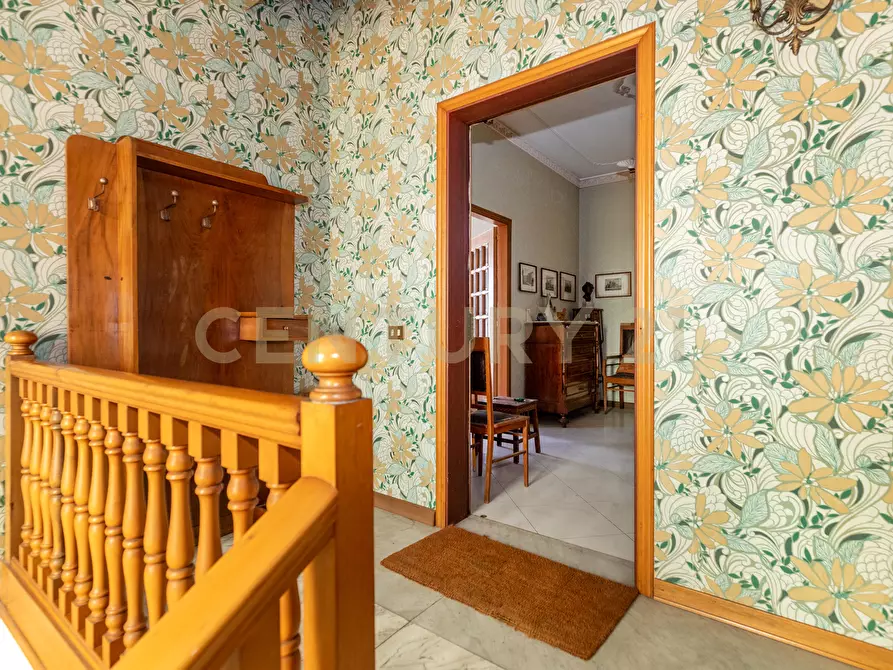 Immagine 14 di Pentalocale in vendita  in Via Vittorio Emanuele 181 a Viagrande