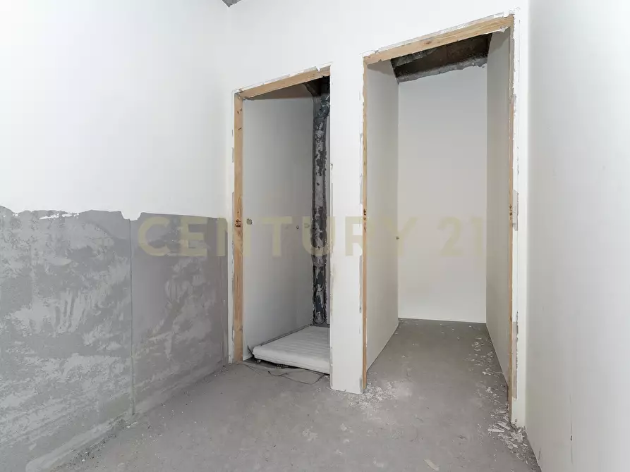 Immagine 16 di Locale commerciale in vendita  in Via Alfred Nobel snc a Misterbianco